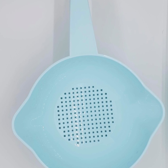 Tupperware Classic Colander New Blue - Picture 4 of 6